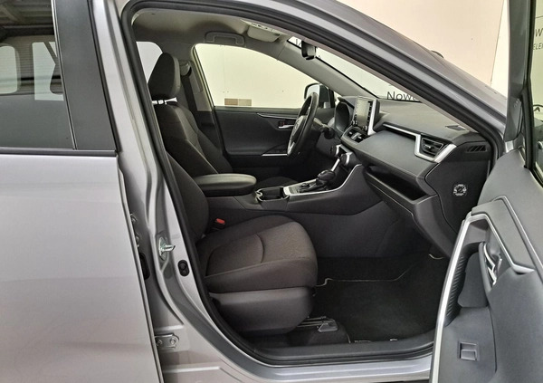 Toyota RAV4 cena 149900 przebieg: 42304, rok produkcji 2019 z Ińsko małe 466